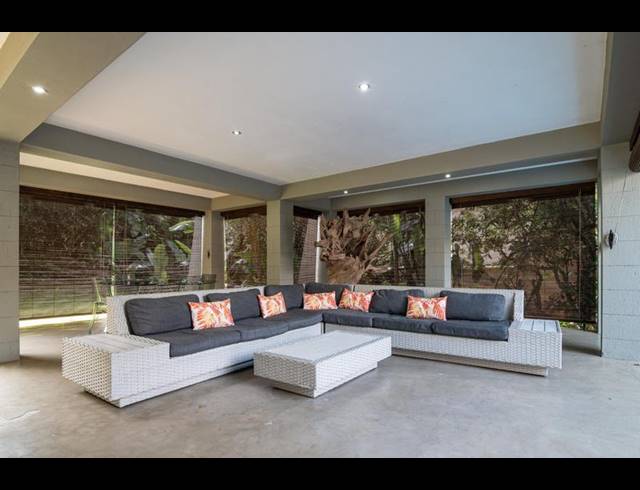 4 BEDROOM HOUSE FOR SALE IN ZIMBALI ESTATE